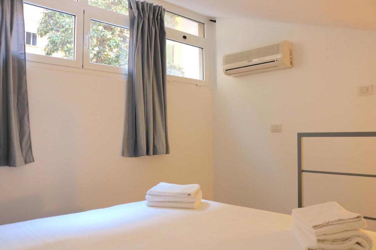 Cozy & Large Loft Famagosta Apartment Милано Екстериор снимка